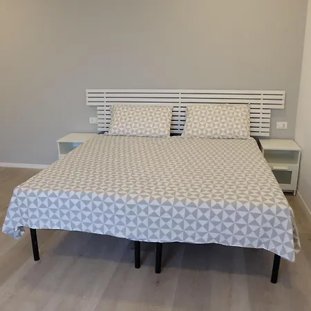 Adriroomsrho *