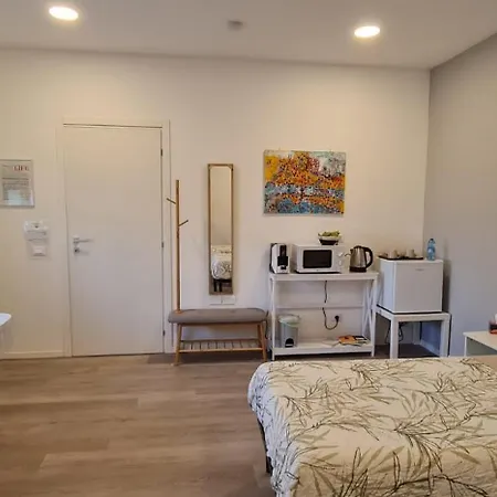 Adriroomsrho